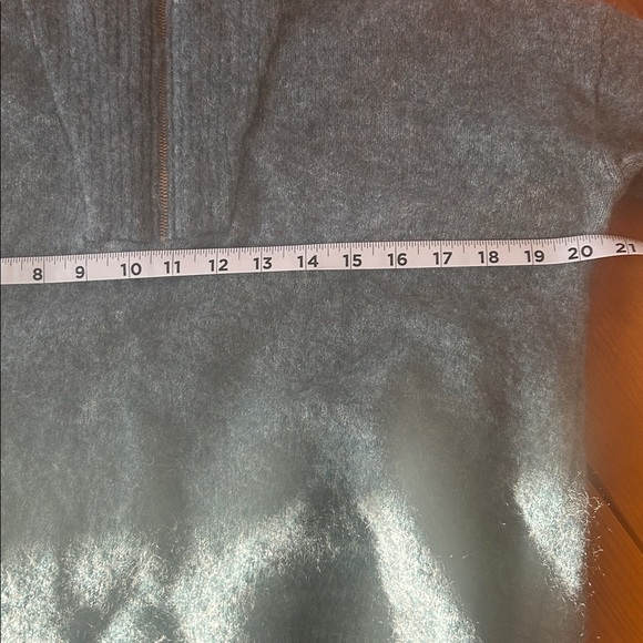 Sezane Tobias Sweater - Picture 9 of 10